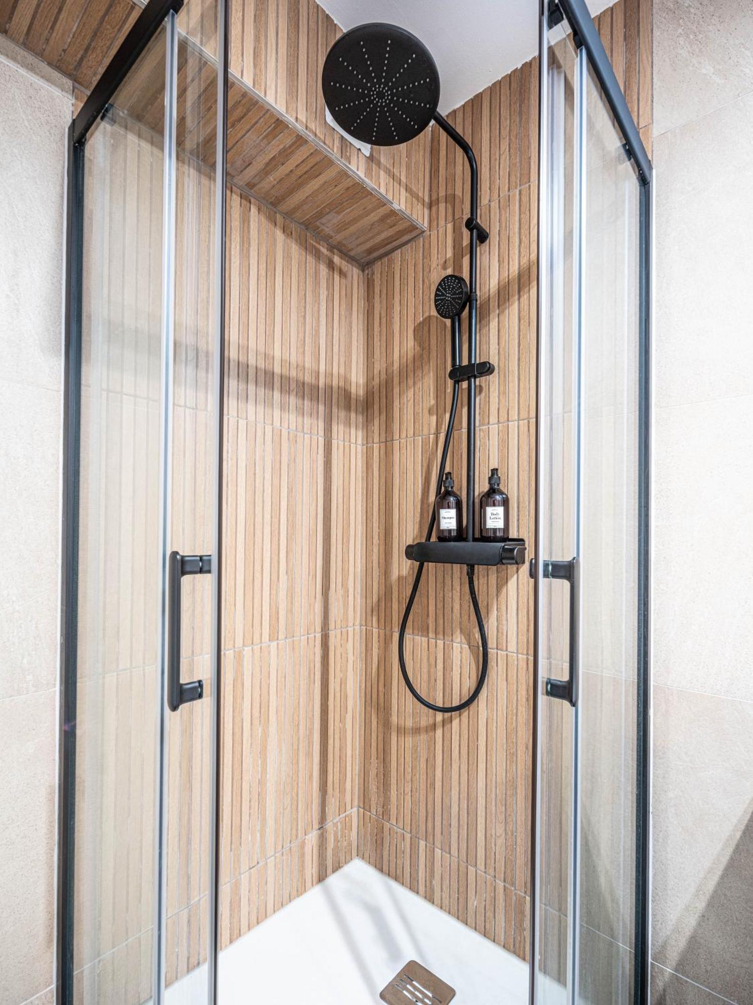 Appartement Cocooning En Centre-Ville - Residence Le Colisee 에르몽 외부 사진